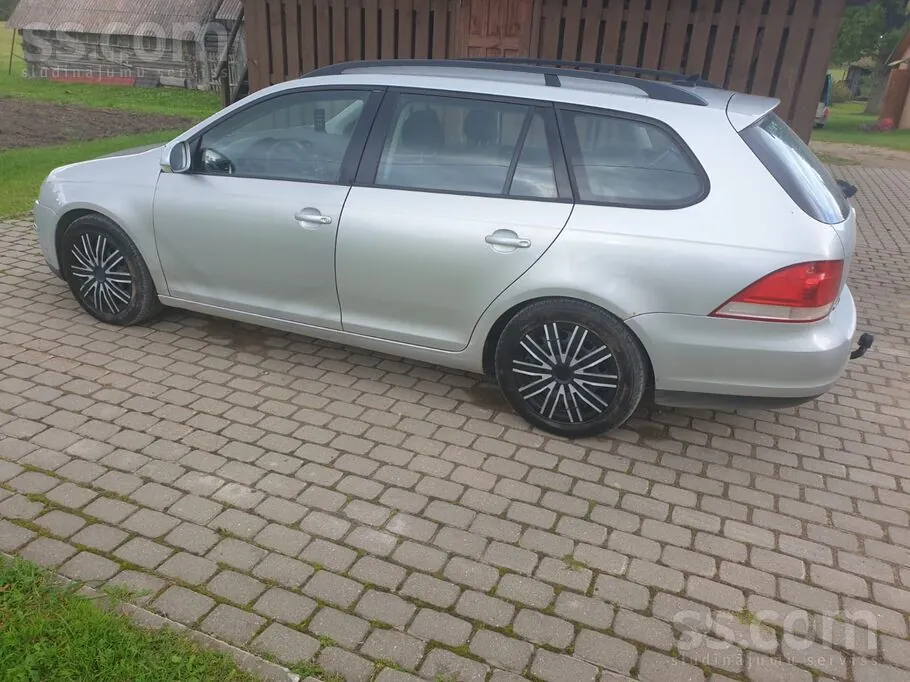Volkswagen Golf 2009 photo 2