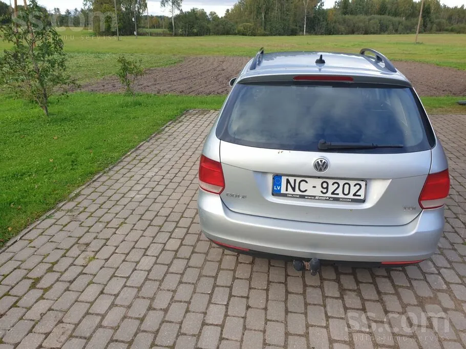 Volkswagen Golf 2009 photo 3