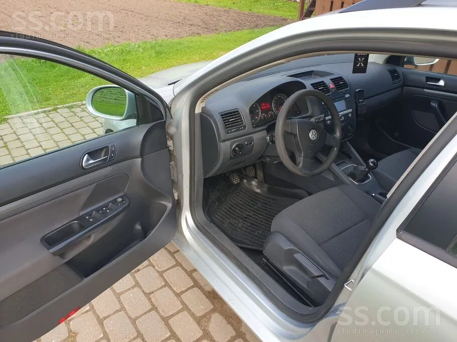 Volkswagen Golf 2009 photo 5