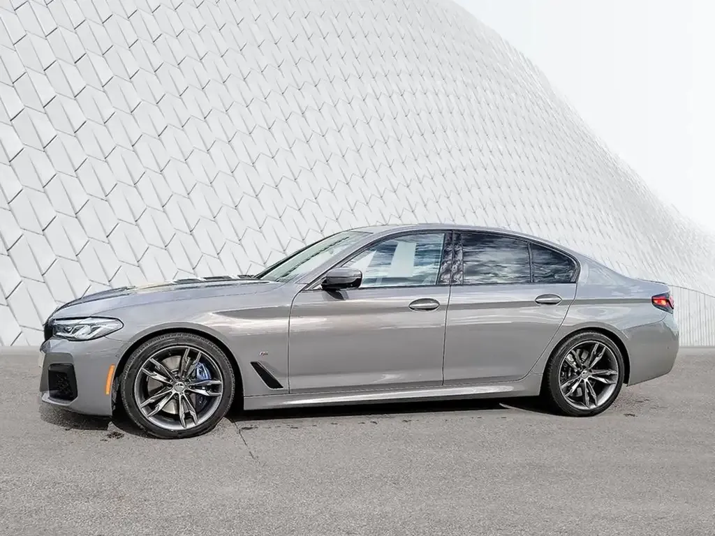BMW 5 Series 2022 photo 3