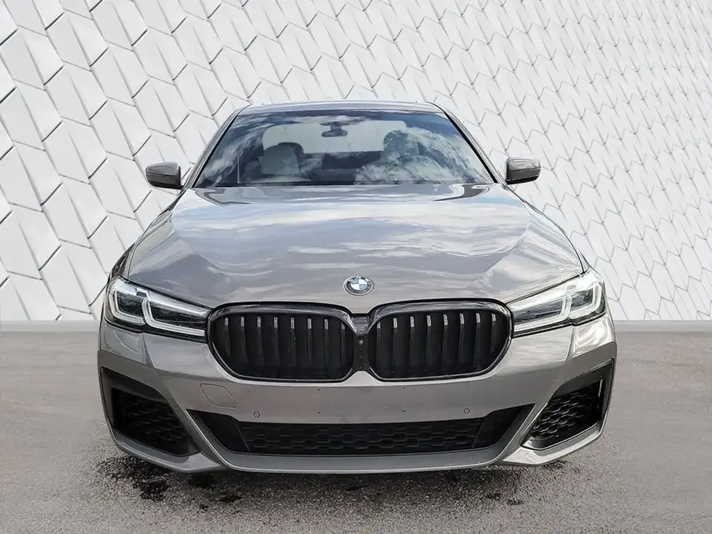 BMW 5 Series 2022 photo 2