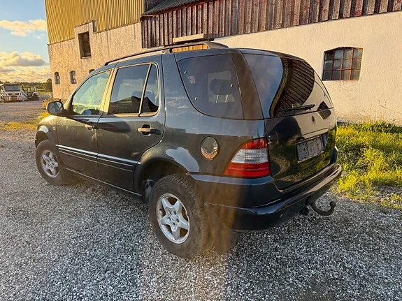 Mercedes-Benz Ml320