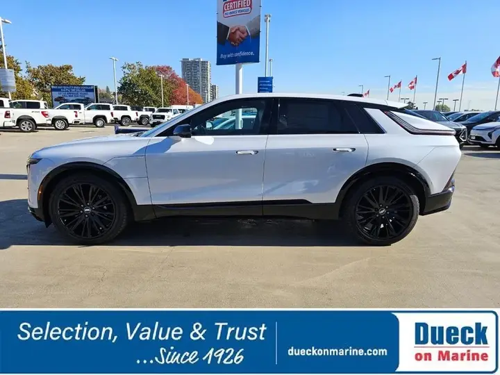 Cadillac Lyriq 2027 photo 5