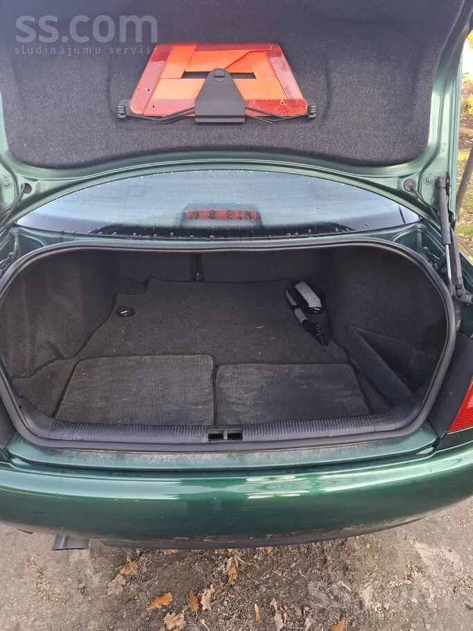 Audi A4 1998 photo 5