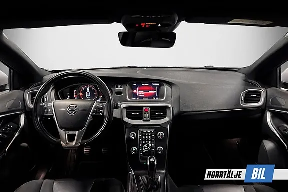 Volvo V40 2019 photo 3