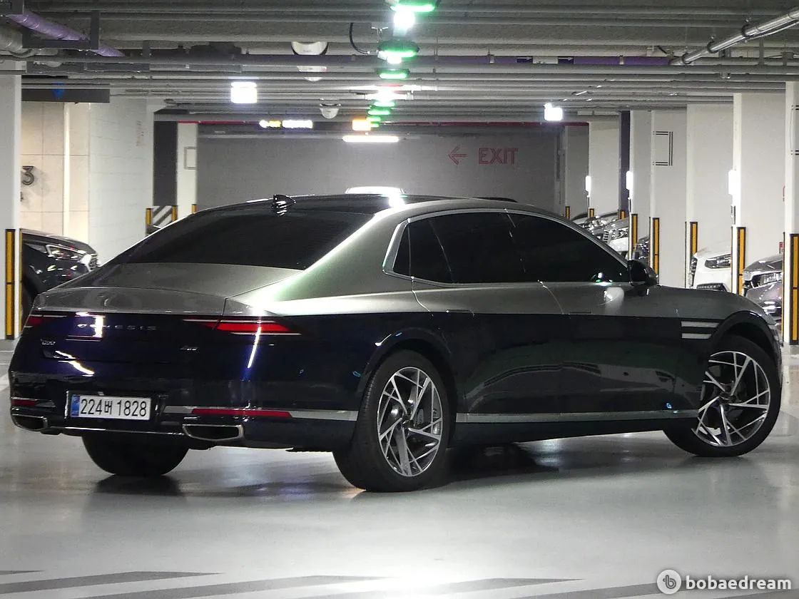 Genesis G90 2022 photo 3