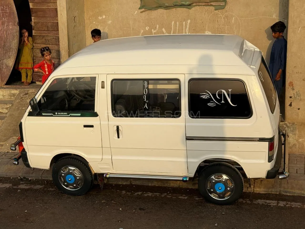 Suzuki Bolan