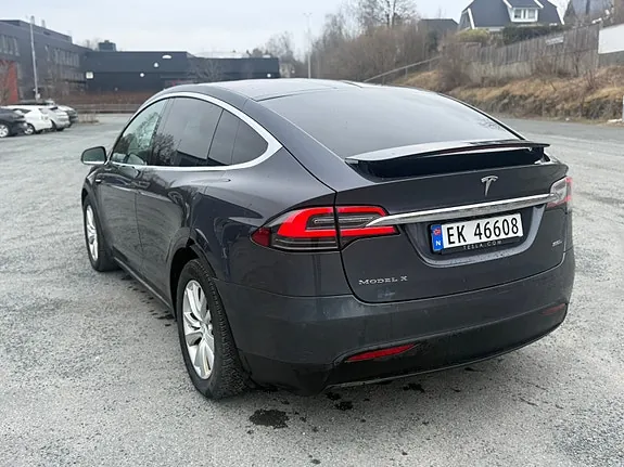Tesla Model X 2017 photo 5