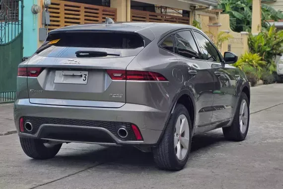 Jaguar E-Pace 2018 photo 2