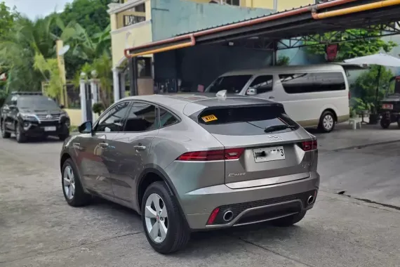 Jaguar E-Pace 2018 photo 4