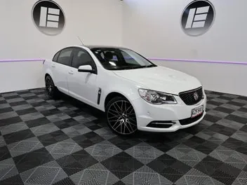 Holden Commodore 2017 photo 2