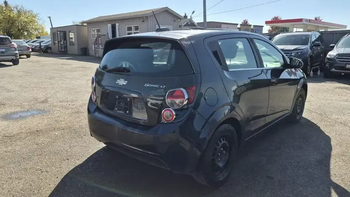 Chevrolet Sonic 2015 photo 5