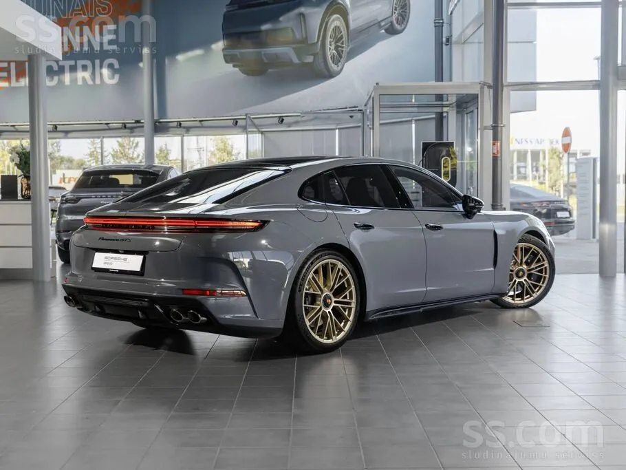 Porsche Panamera 2024 photo 3