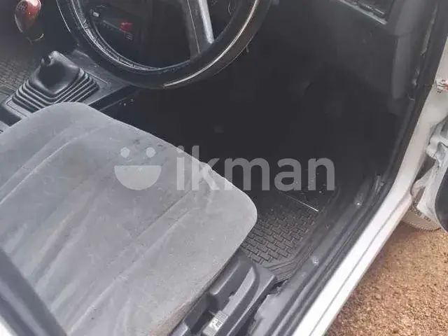 Mitsubishi Lancer 1988 photo 3