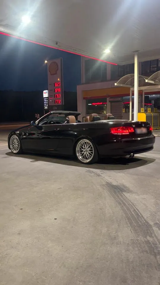 BMW 330I