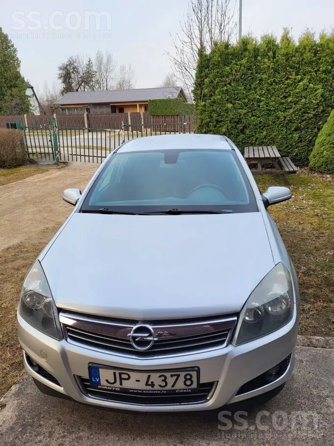 Opel Astra 2008 photo 3
