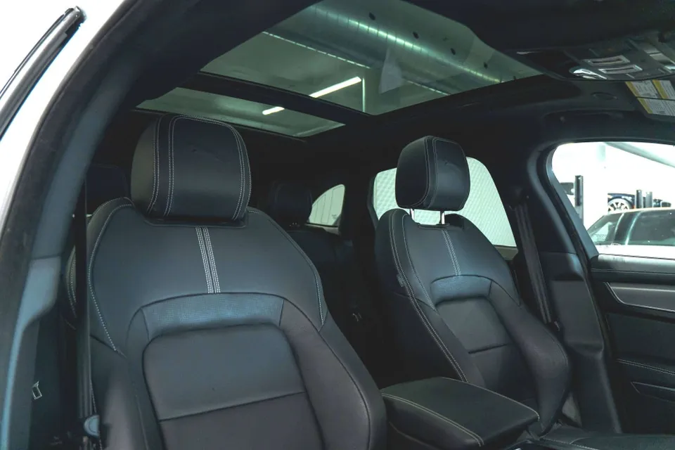 Jaguar F-Pace 2024 photo 3