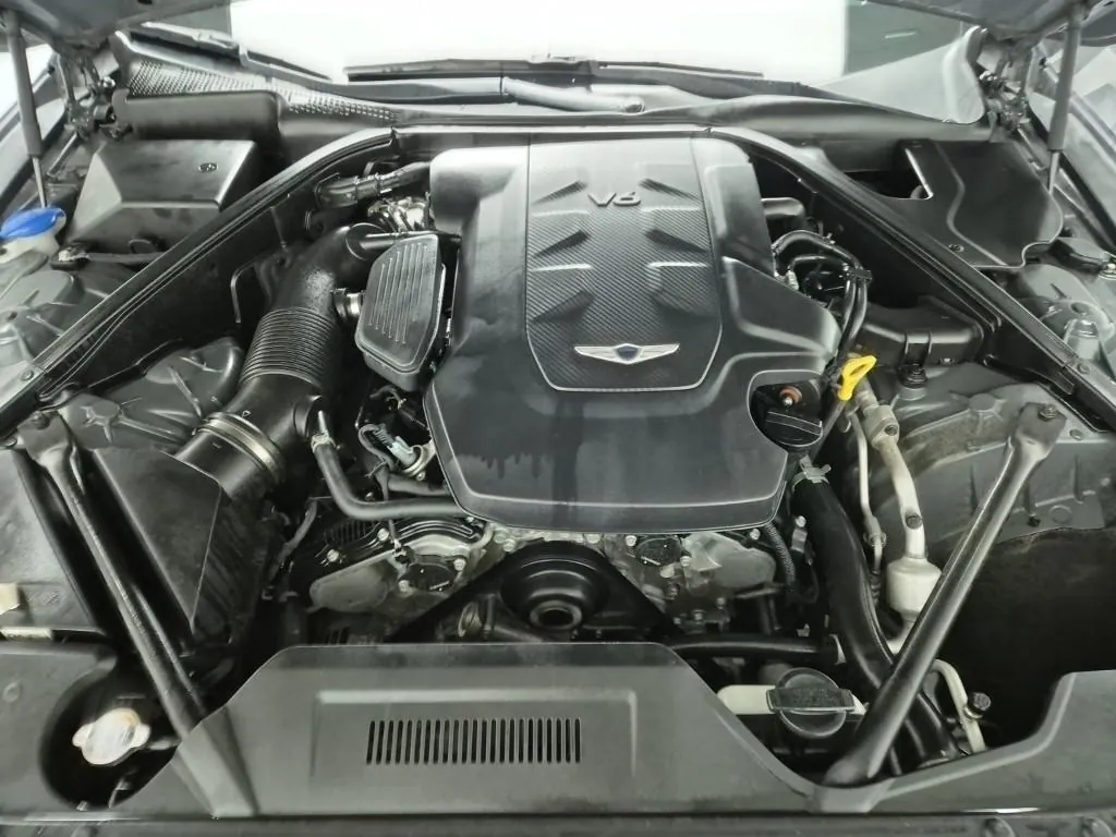 Genesis G80 2018 photo 5
