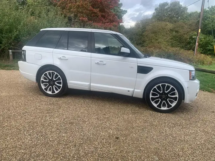Land Rover Range Rover Sport 2012 photo 5
