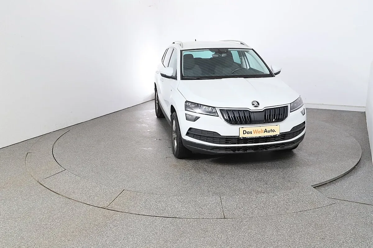 Skoda Karoq 2021 photo 2