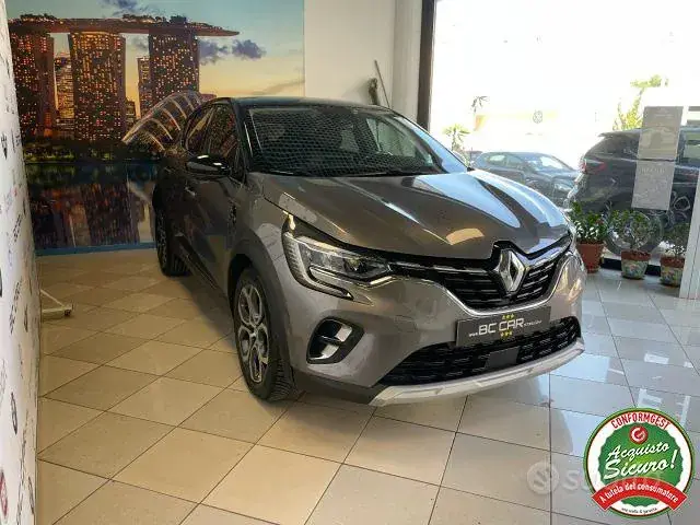 Renault Captur 2023 photo 3