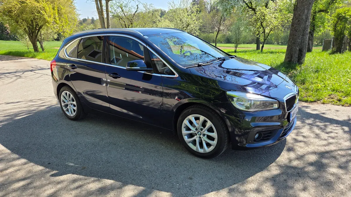 BMW 2 Series 2015 photo 2