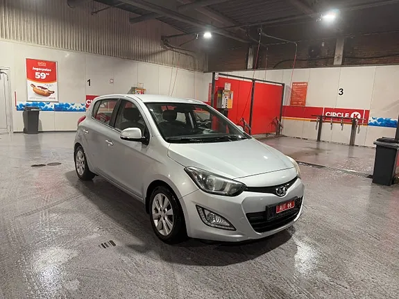 Hyundai I20 2013 photo 5