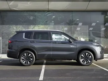 Mitsubishi Outlander 2026 photo 4