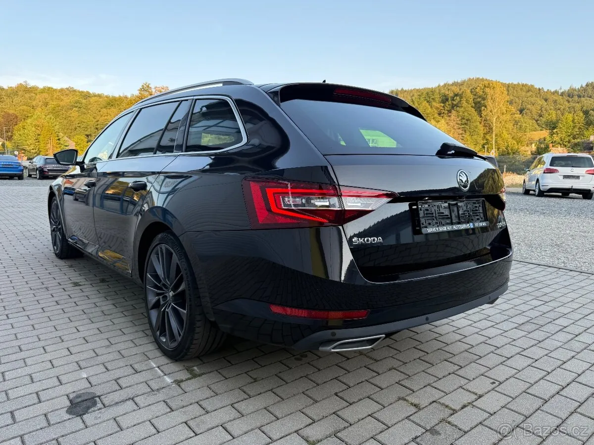 Skoda Superb 2019 photo 2