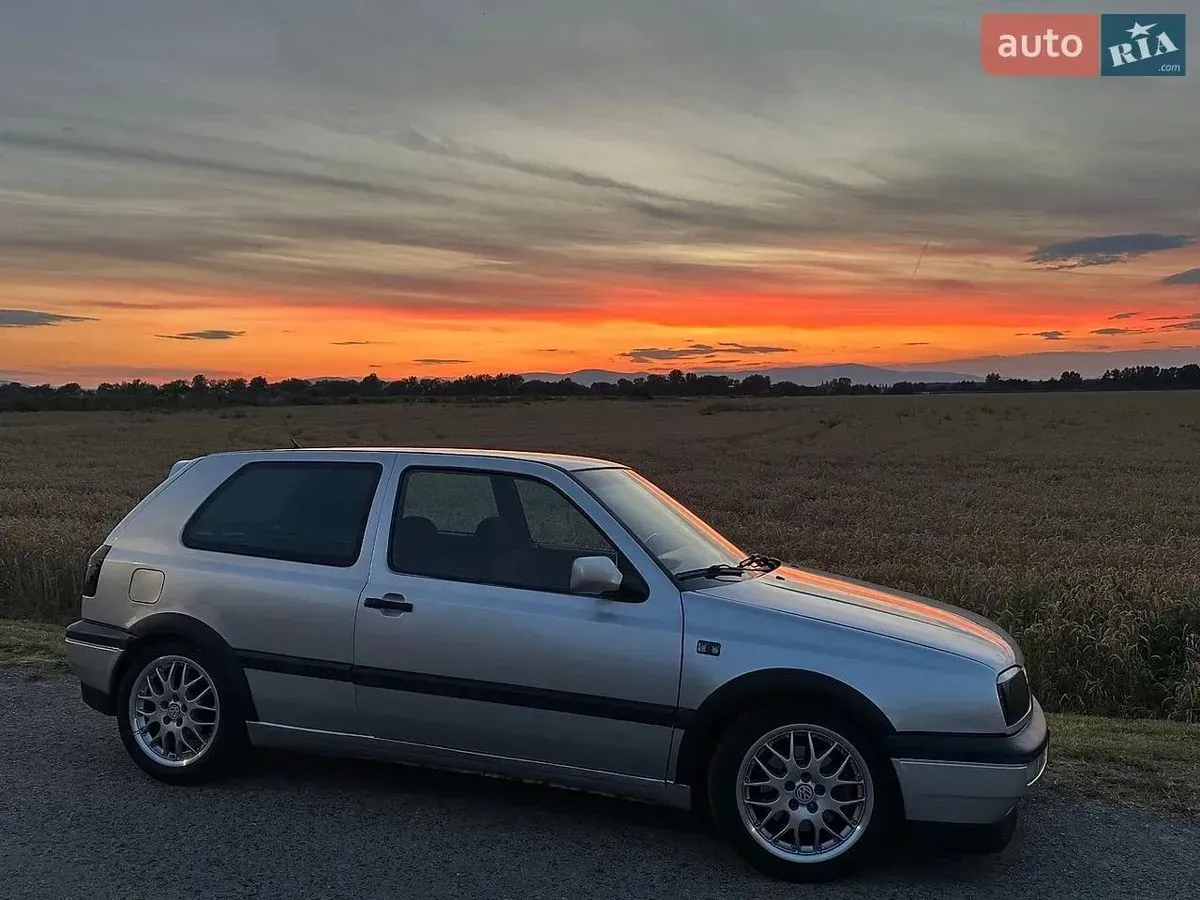 Volkswagen Golf 1994 photo 2