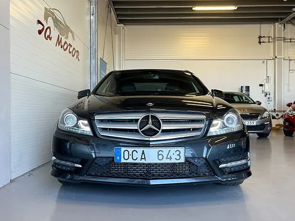 Mercedes-Benz C220 2013 photo 2