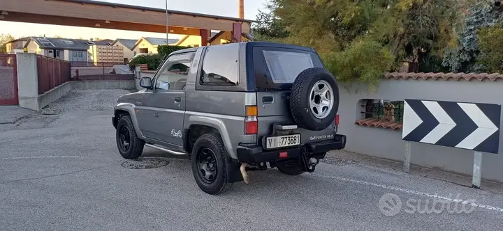 Daihatsu Feroza 1997 photo 4