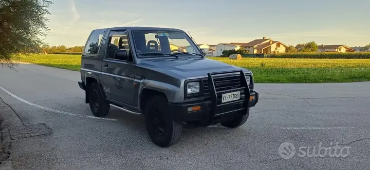 Daihatsu Feroza 1997 photo 3