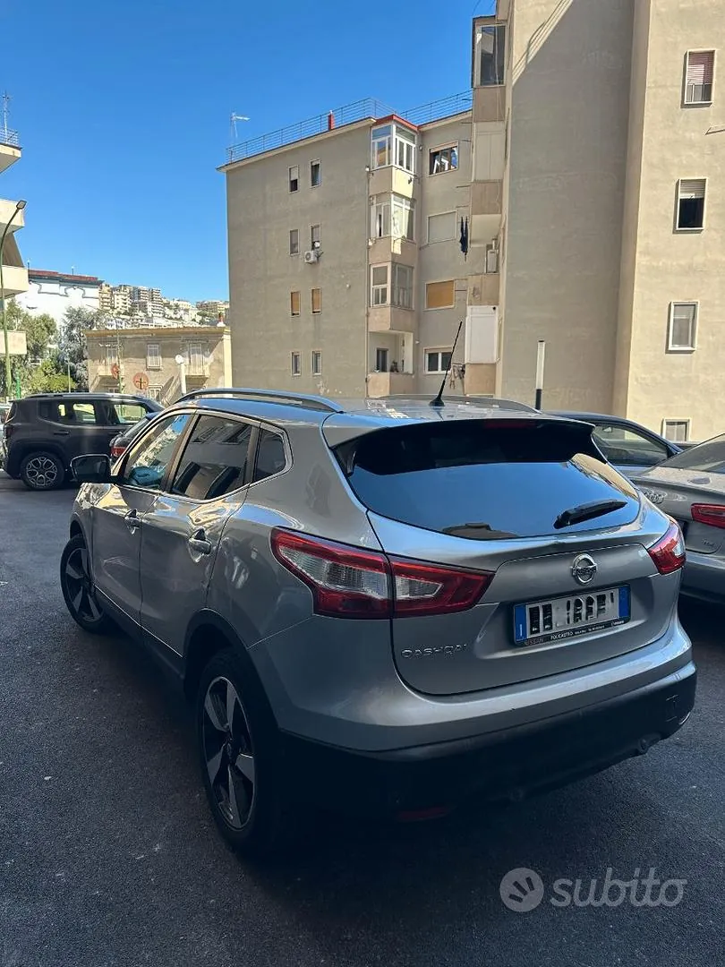 Nissan Qashqai 2015 photo 2