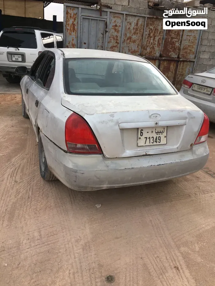 Hyundai Avante 2005 photo 3