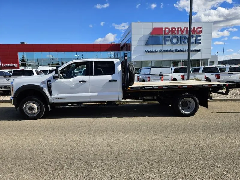 Ford Super Duty F-550 2024 photo 2