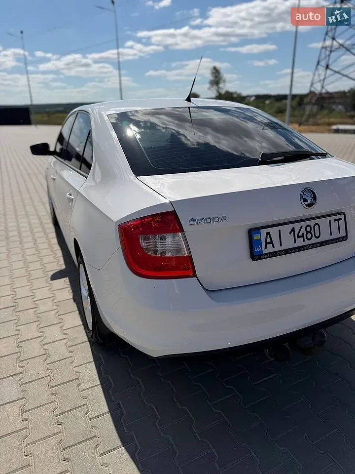 Skoda Rapid 2013 photo 5