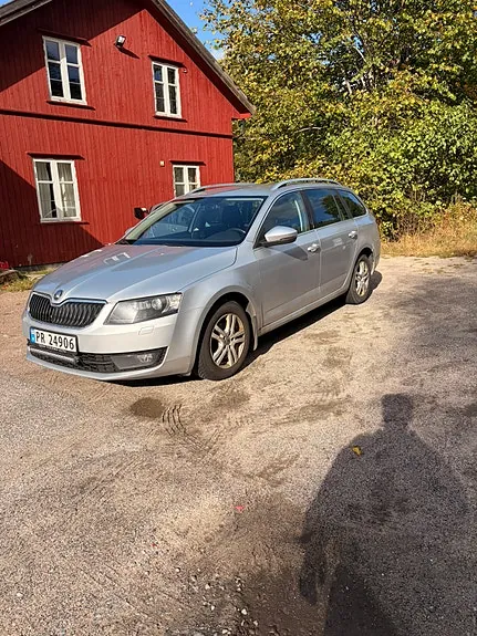 Skoda Octavia 2014 photo 3