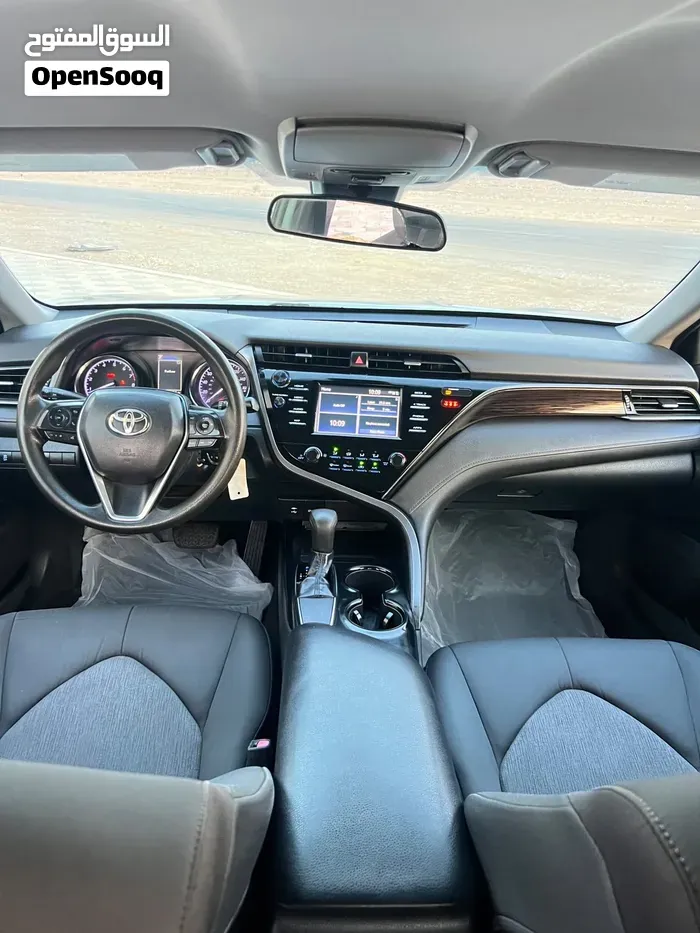 Toyota Camry 2019 photo 3