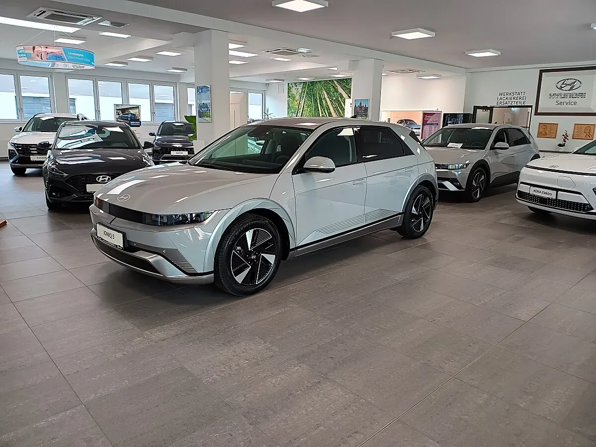 Hyundai Ioniq 5 2025 photo 2