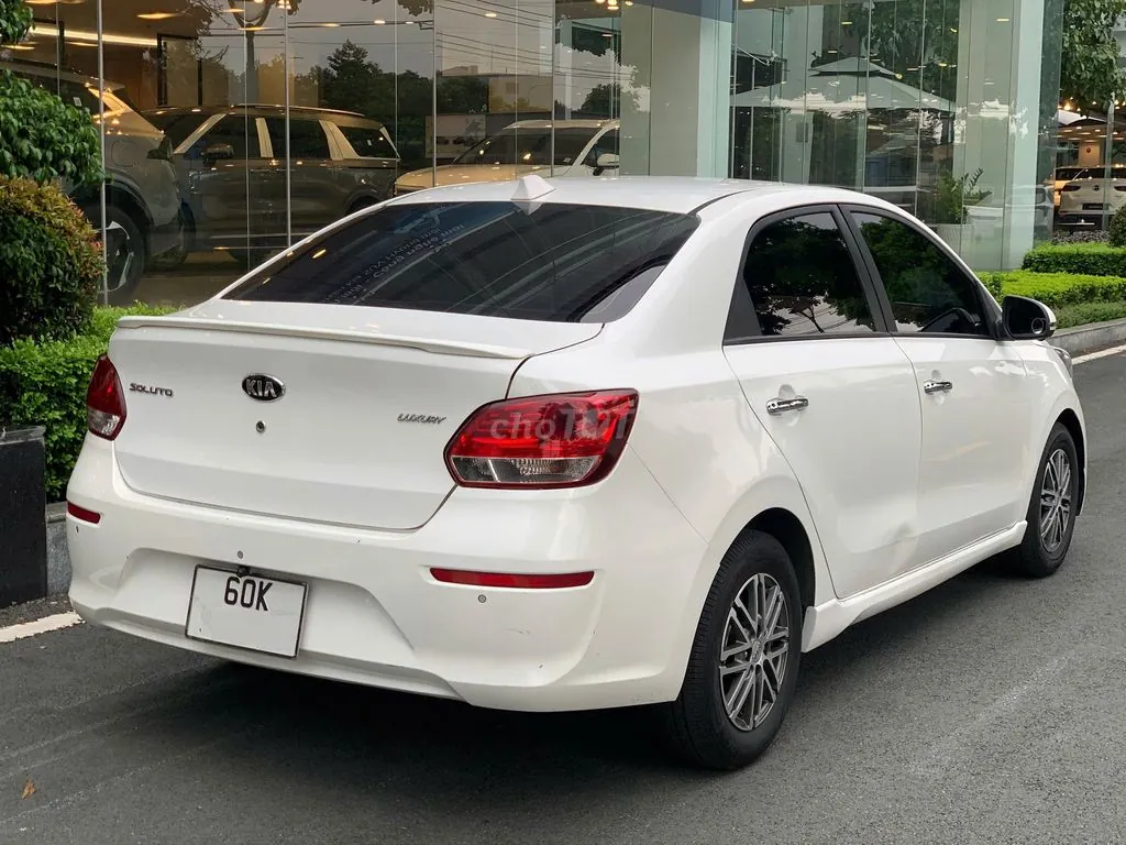 Kia Soluto 2020 photo 4