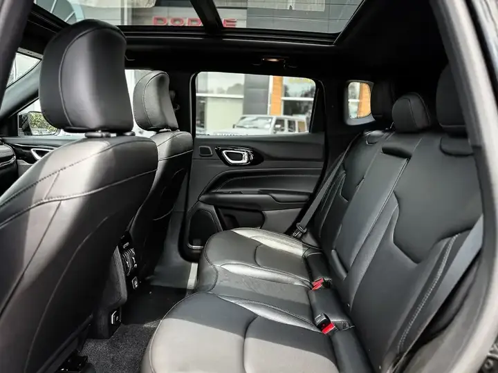 Jeep Compass 2026 photo 5