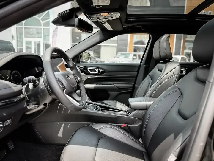 Jeep Compass 2026 photo 4