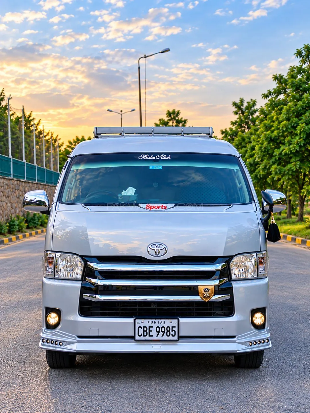 Toyota Hiace