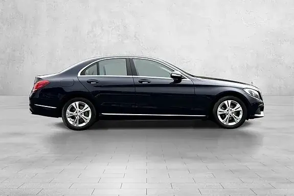 Mercedes-Benz C180 2015 photo 4