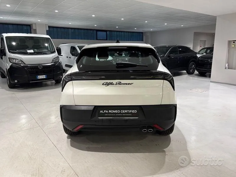 Alfa Romeo Junior 2024 photo 4