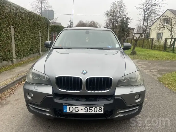 BMW X5 2008 photo 2