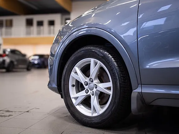 Audi Q3 2018 photo 5