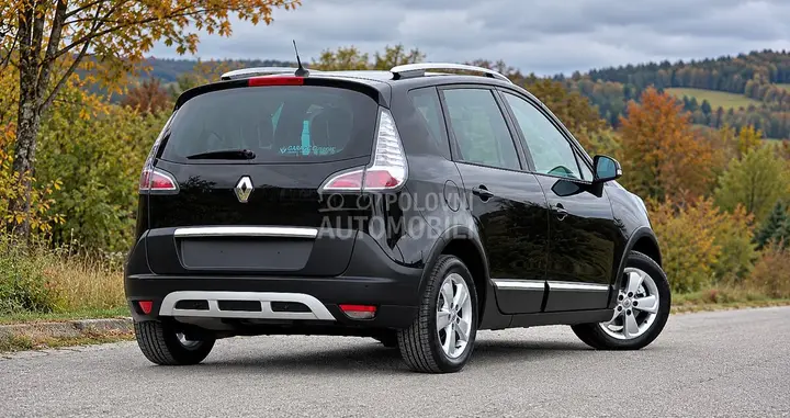 Renault Scenic 2013 photo 2