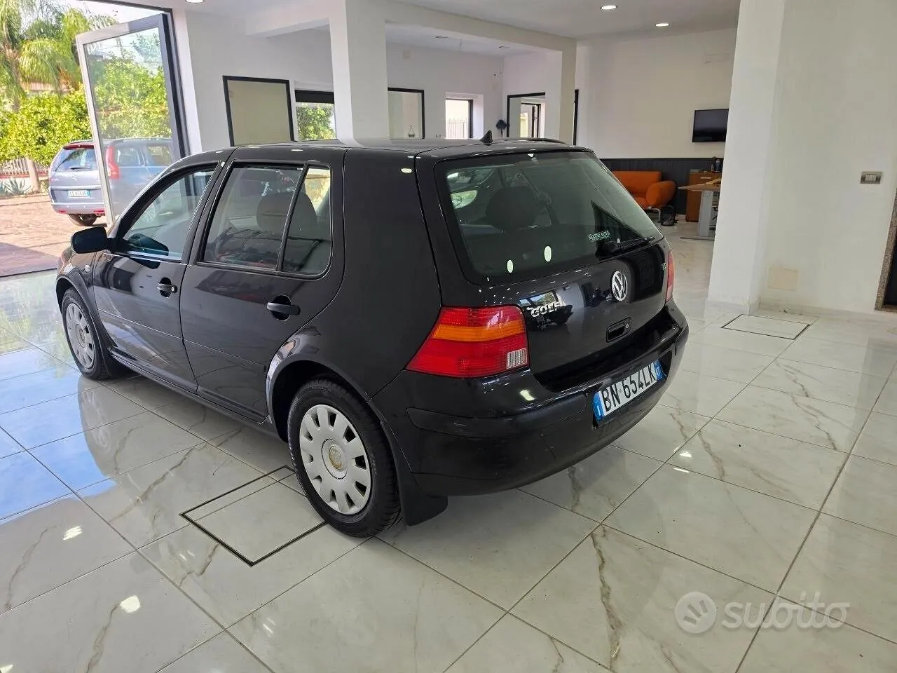 Volkswagen Golf 2001 photo 4